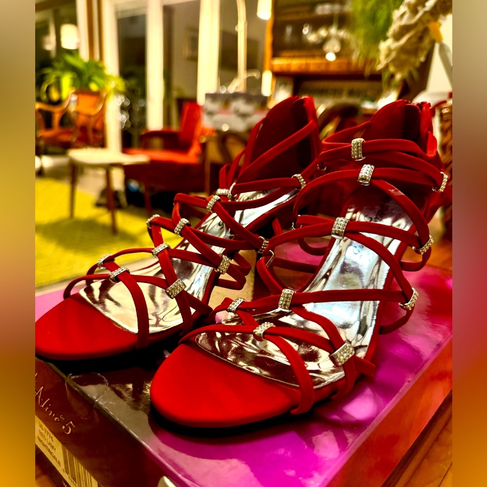 Red Easy Street Kitten Heel